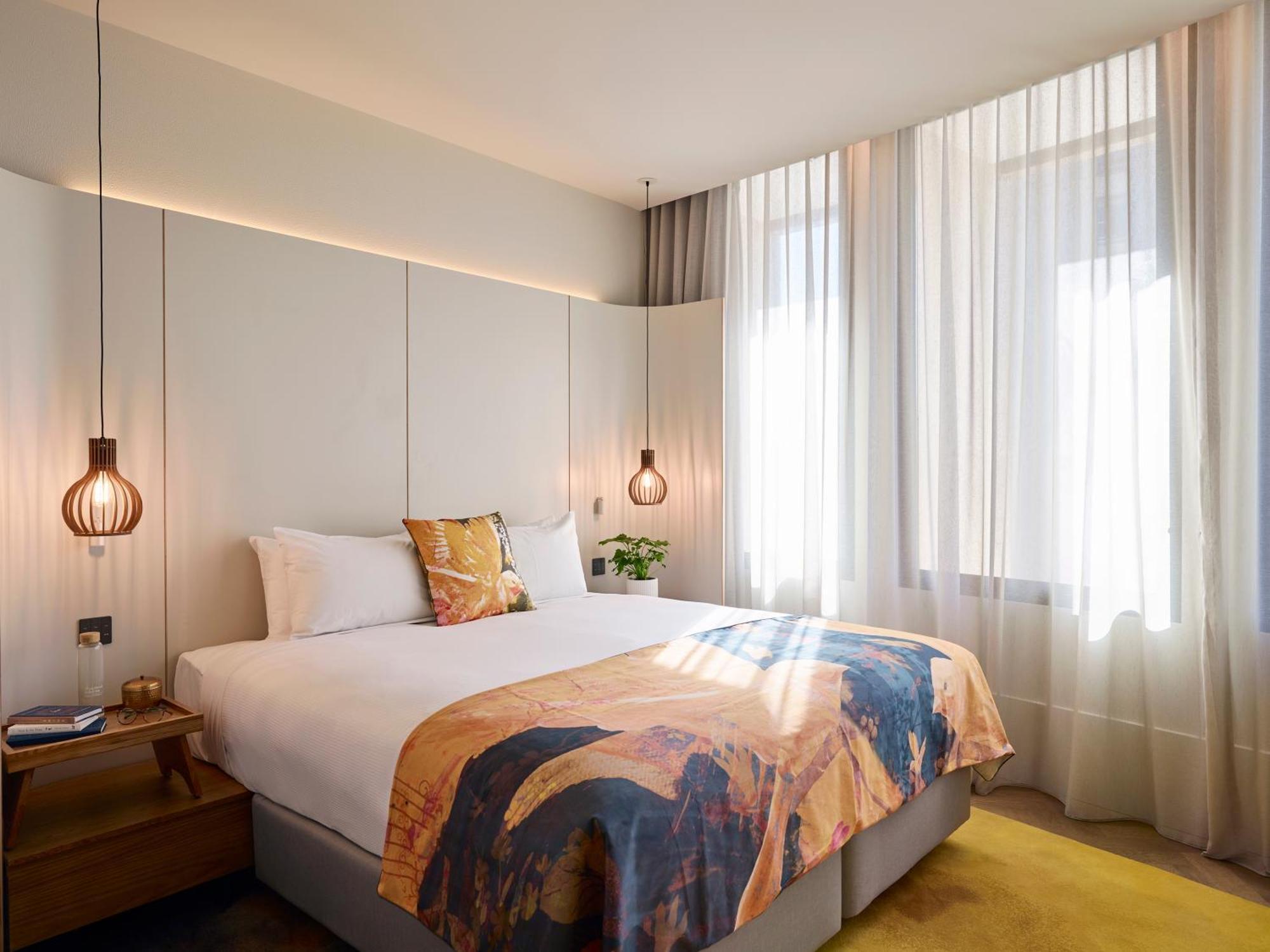 فندق Crystalbrook Kingsley نيو كاسل المظهر الخارجي الصورة A bedroom at the hotel